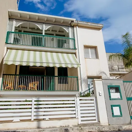 Homidoo Happiness Holiday home